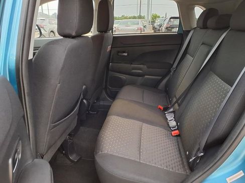 Used 2011 Mitsubishi Outlander Sport SE FWD image 7