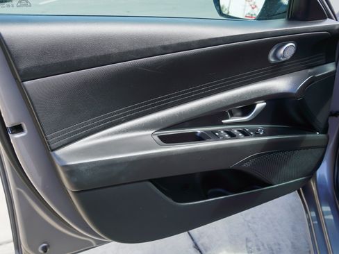 Used 2024 Hyundai Elantra SEL FWD image 20