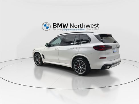 New 2026 BMW X5 xDrive50e w/ Executive Package AWD/4WD image 12