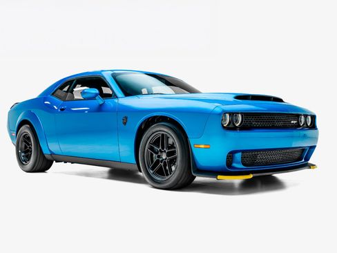 Used 2023 Dodge Challenger SRT Hellcat Redeye RWD image 4