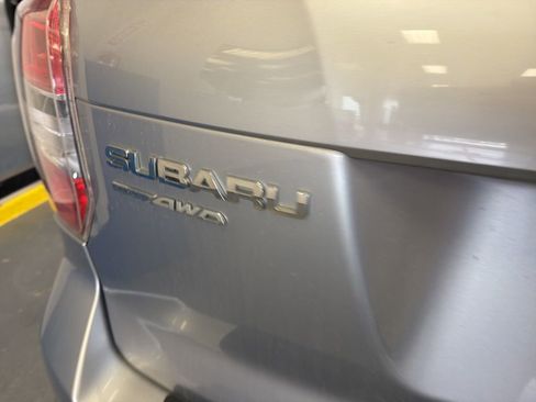 Used 2014 Subaru Forester 2.5i Touring AWD/4WD image 8