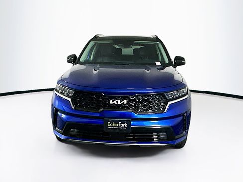 Used 2023 Kia Sorento SX AWD/4WD image 2