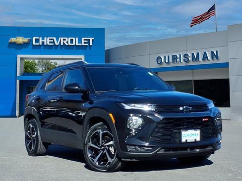 Used 2023 Chevrolet TrailBlazer RS w/ Convenience Package image 1