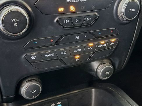 Used 2021 Ford Ranger XLT w/ Equipment Group 301A Mid AWD/4WD image 18