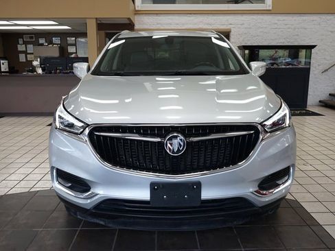 Used 2020 Buick Enclave Essence image 19