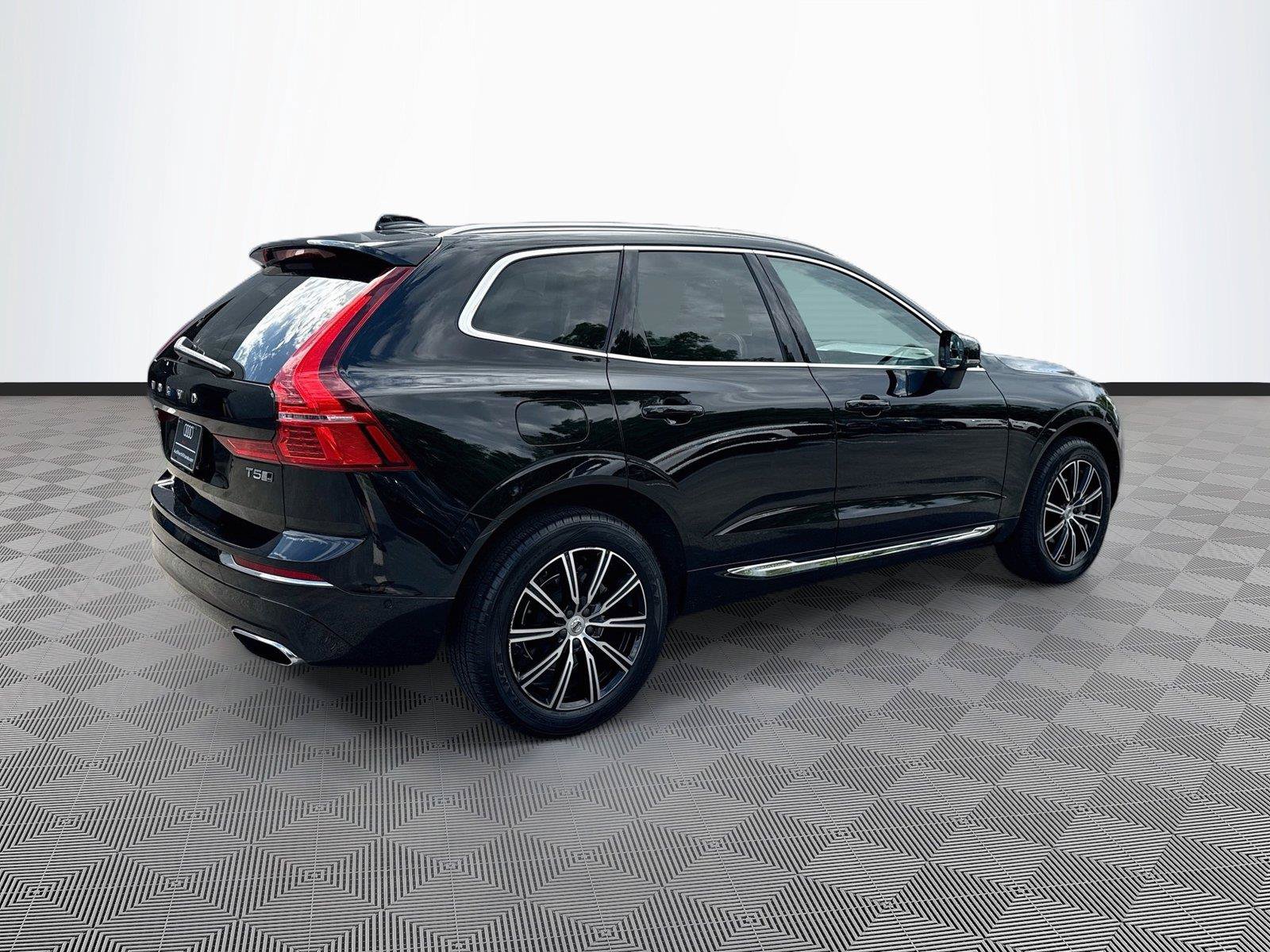 Used 2019 Volvo XC60 T5 Inscription w/ Protection Package AWD/4WD image 7