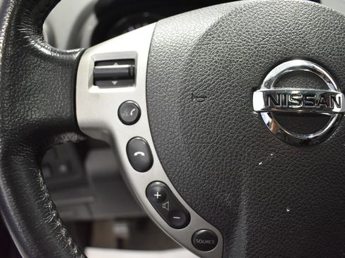 Used 2013 Nissan Rogue SL AWD/4WD image 26