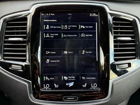 Used 2018 Volvo XC90 T6 Momentum w/ Convenience Package image 19