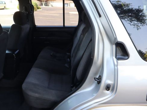 Used 2003 Nissan Pathfinder SE w/ SE Popular Pkg AWD/4WD image 20