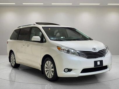 Used 2017 Toyota Sienna XLE w/ XLE Navigation Package