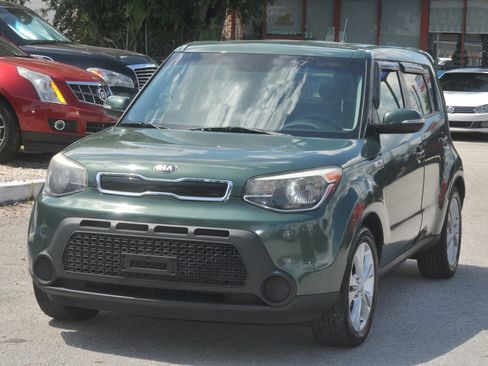 Used 2014 Kia Soul + w/ UVO w/Eservices Package FWD image 1