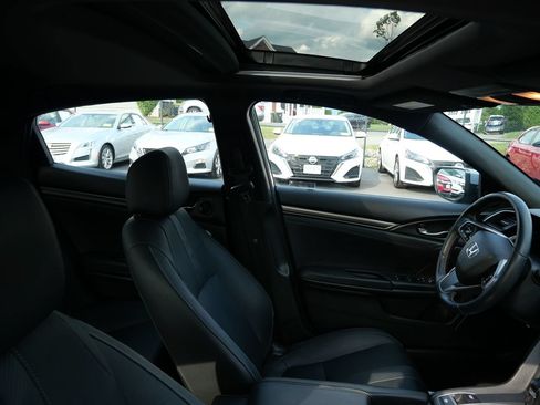 Used 2017 Honda Civic EX-L image 30
