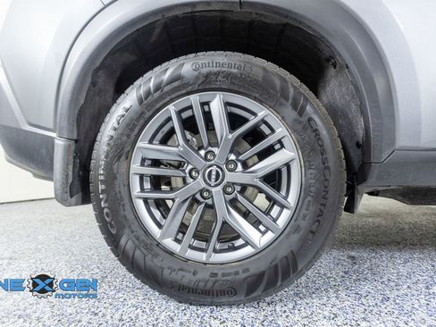 Used 2023 Nissan Rogue S AWD/4WD image 46