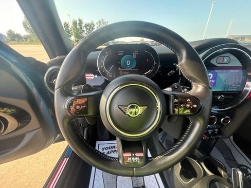Used 2023 MINI Cooper S FWD image 3