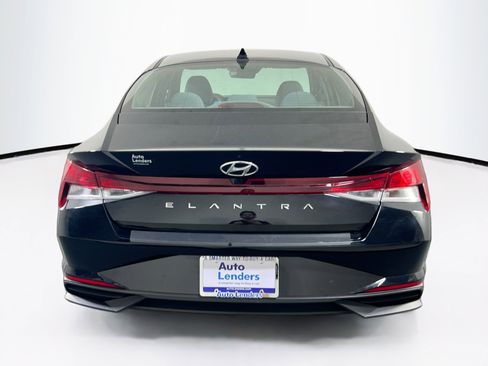 Used 2023 Hyundai Elantra SEL w/ Convenience Package FWD image 6