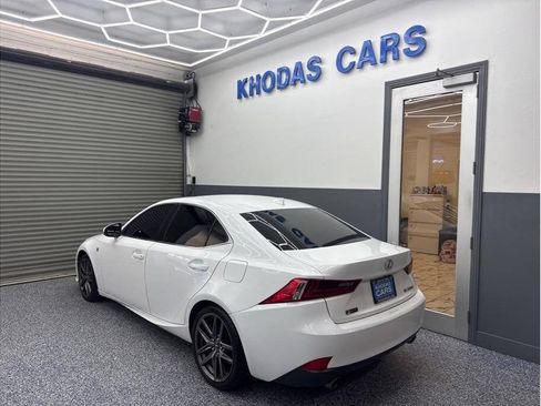 Used 2016 Lexus IS 200t w/ F Sport Package RWD image 3