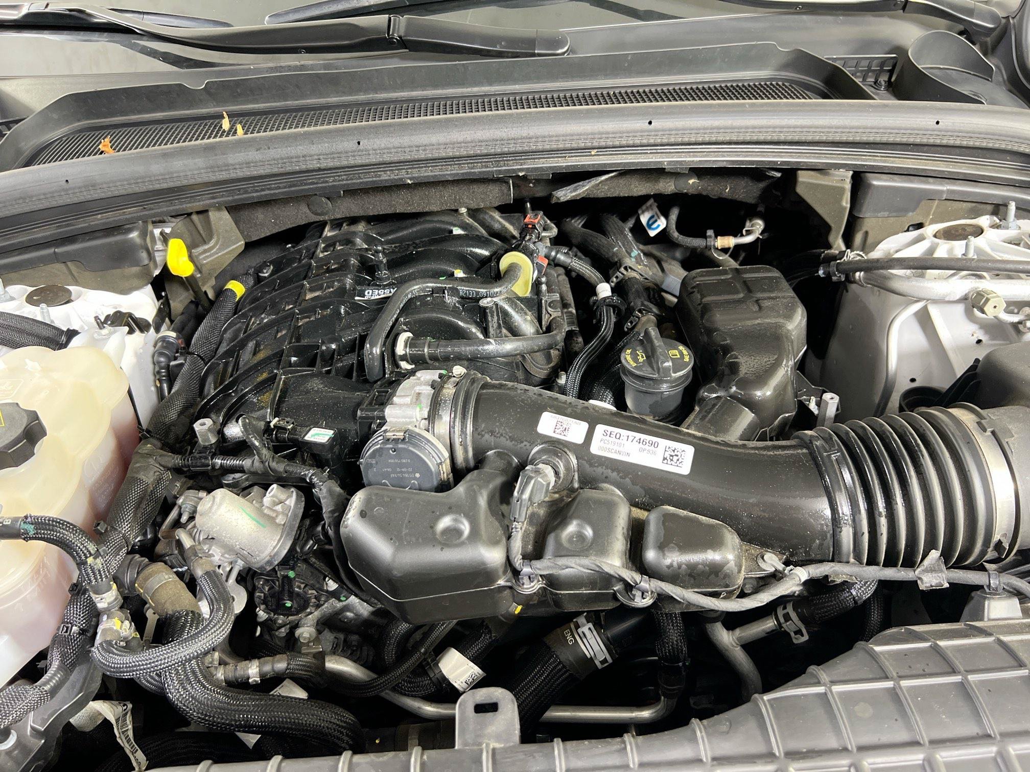 Used 2023 Jeep Grand Cherokee Limited AWD/4WD image 29