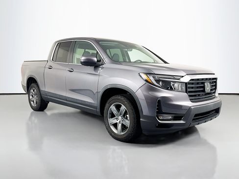Certified 2023 Honda Ridgeline RTL image 3
