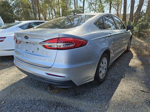 Used 2019 Ford Fusion S image 6