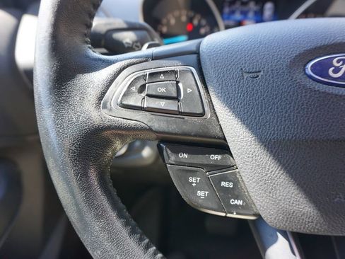 Used 2017 Ford Escape Titanium image 7