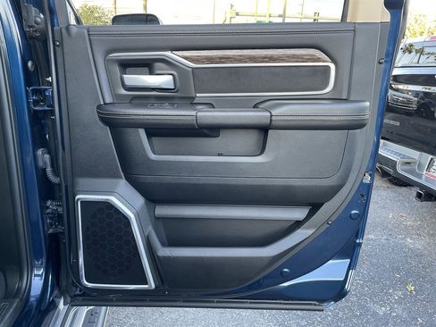 Used 2021 RAM 3500 Laramie w/ Chrome Appearance Group image 37