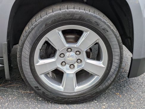 Used 2020 Chevrolet Tahoe LT AWD/4WD image 9