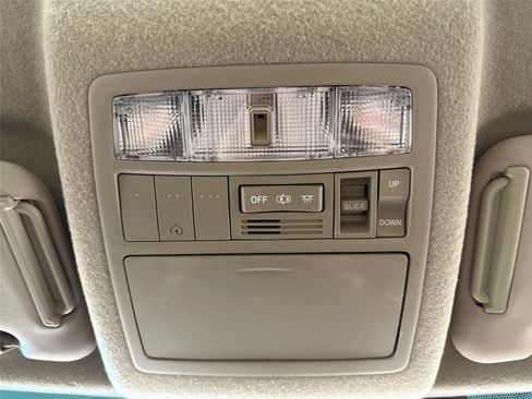 Used 2012 Toyota Highlander Limited image 6