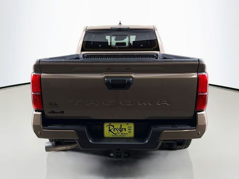 New 2026 Toyota Tacoma TRD Off-Road AWD/4WD image 6