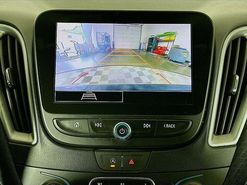 Used 2023 Chevrolet Malibu LT w/ Driver Confidence Package FWD image 15