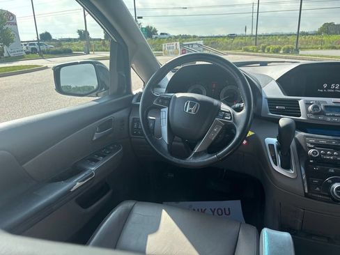 Used 2013 Honda Odyssey Touring image 27