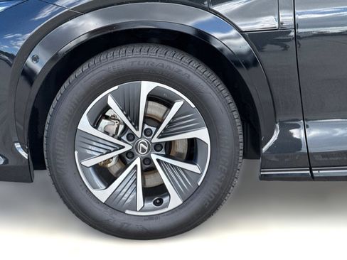 Used 2023 Lexus RZ 450e Premium w/ Technology Package AWD/4WD image 11
