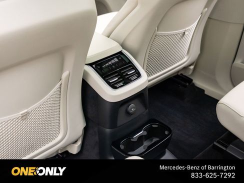 Used 2023 Volvo XC90 T8 Plus w/ Protection Package Premier AWD/4WD image 18