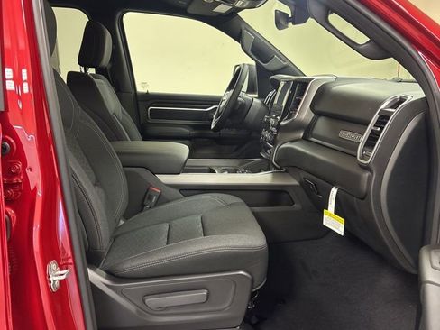 New 2026 RAM 1500 4x4 Crew Cab image 26