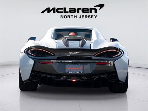 Used 2018 McLaren 570S Spider image 13