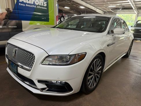 Used 2020 Lincoln Continental w/ Premium Package FWD image 6