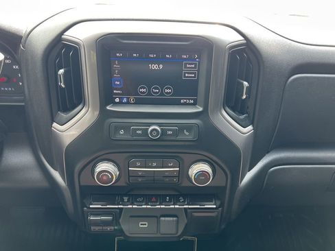 Used 2020 GMC Sierra 2500 4x4 Crew Cab w/ Gooseneck/5TH Wheel Package image 13
