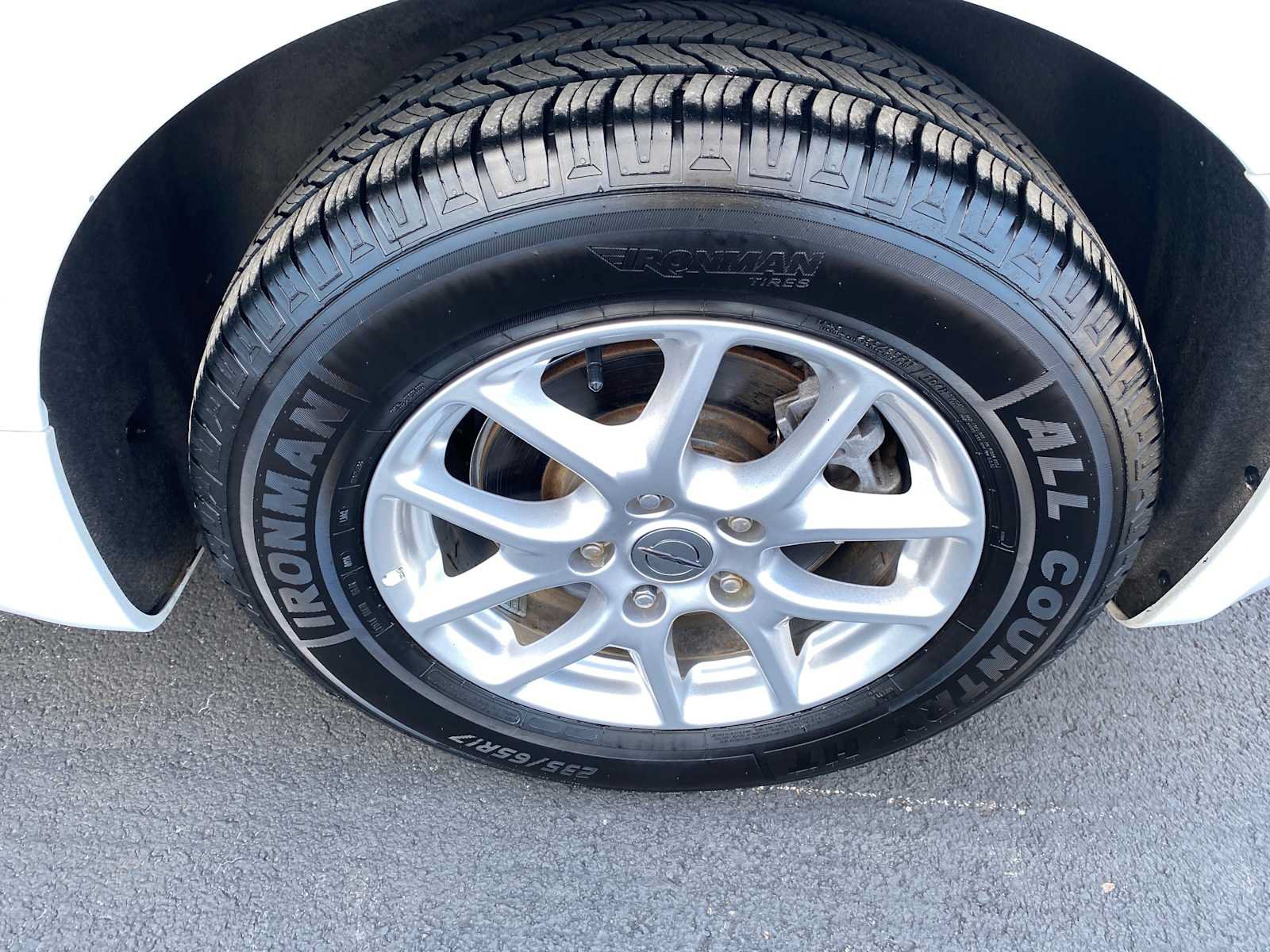 Used 2023 Chrysler Pacifica Touring-L FWD image 44
