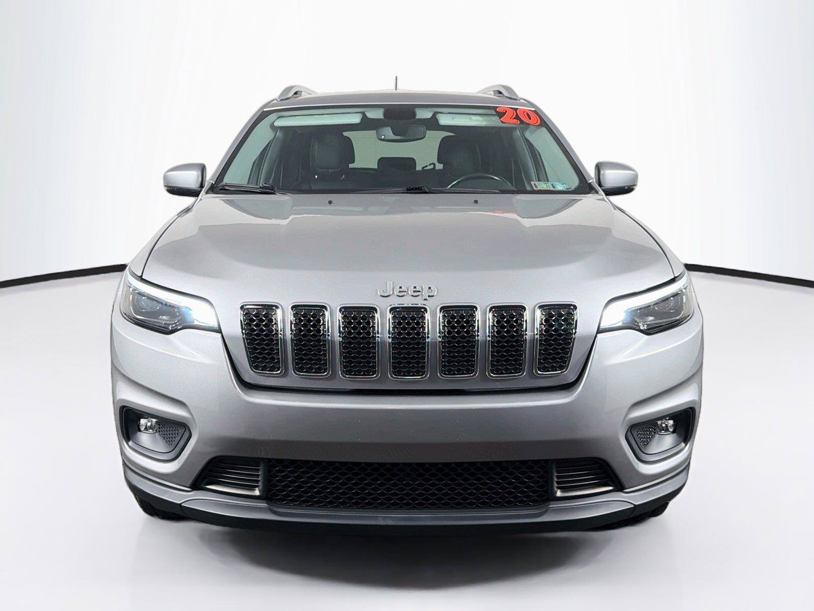 Used 2020 Jeep Cherokee Latitude Plus w/ Comfort/Convenience Group AWD/4WD image 6
