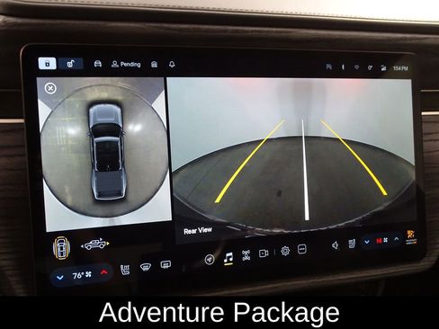 Used 2022 Rivian R1T Adventure image 8