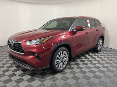 New 2026 Toyota Highlander Platinum