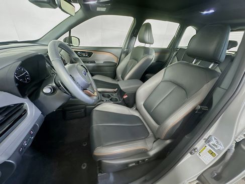 Used 2025 Subaru Forester Sport w/ Popular Package #1 AWD/4WD image 13