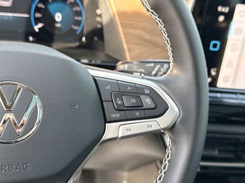 New 2026 Volkswagen Atlas SE image 30