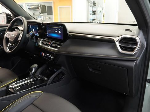 New 2026 Chevrolet TrailBlazer ACTIV w/ Driver Confidence Package FWD image 33