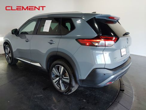 Used 2023 Nissan Rogue SL w/ SL Premium Package image 8