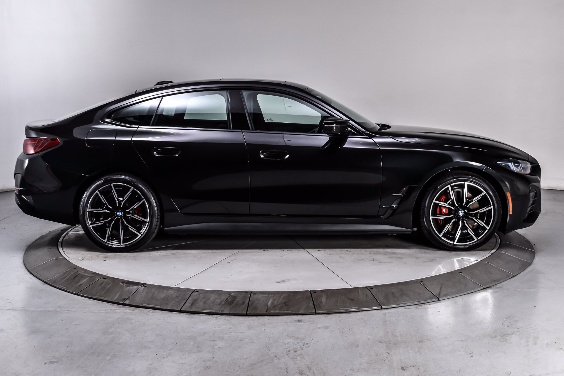 Used 2025 BMW i4 M50 w/ Premium Package AWD/4WD image 7