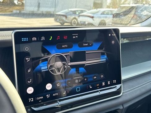 New 2026 Volkswagen Tiguan SE image 19