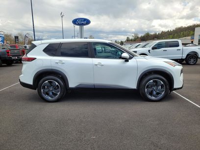 Used 2025 Nissan Rogue SV
