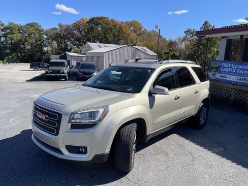 Used 2015 GMC Acadia SLT w/ Technology Package image 3