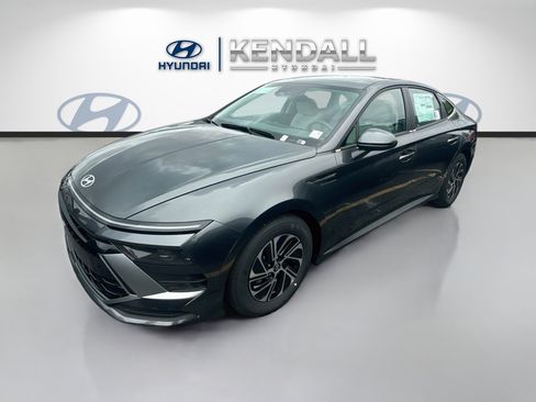 New 2026 Hyundai Sonata Blue FWD image 3