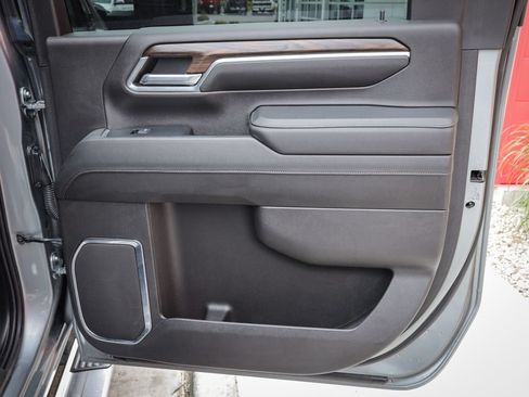 Used 2024 GMC Sierra 2500 SLT w/ Max Trailering Package AWD/4WD image 29